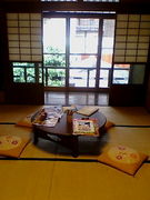 �ҤȤꤰ�餷������