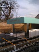 �������