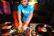 DJ DENNIE