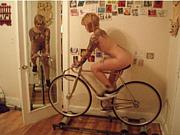 �ϵ�β��Ȳ������ܤ˹ͤ��롣