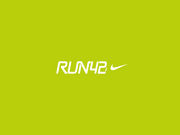 NIKE RUNNING CLUB