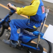 ��ر༫ư�֥��󥸥˥�����ع�