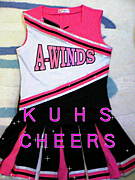 KUHS cheer A-WINDS