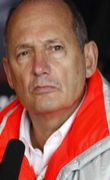 󡦥ǥ˥Ron Dennis