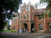 ţ CambridgeClareCollege