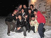 ������M��