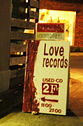 "LOVE RECORDS"(USED CD SHOP)