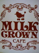 MILK CROWN CAFE