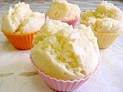 蒸しパンを潰して食べる for gay