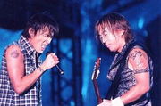 ����B'z����������ʤ���