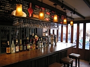 �Ѳ���BAR Lets Talk in English