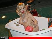AMANDA LEPORE　アマンダ