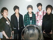 UVERworldĹcrewβ