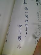 �褷����